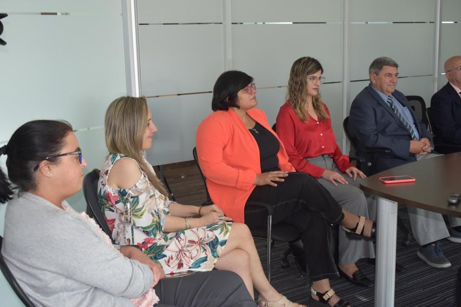 Delegación de la Universidad de Medicina Tradicional China de Henan visitó instituciones de Uruguay