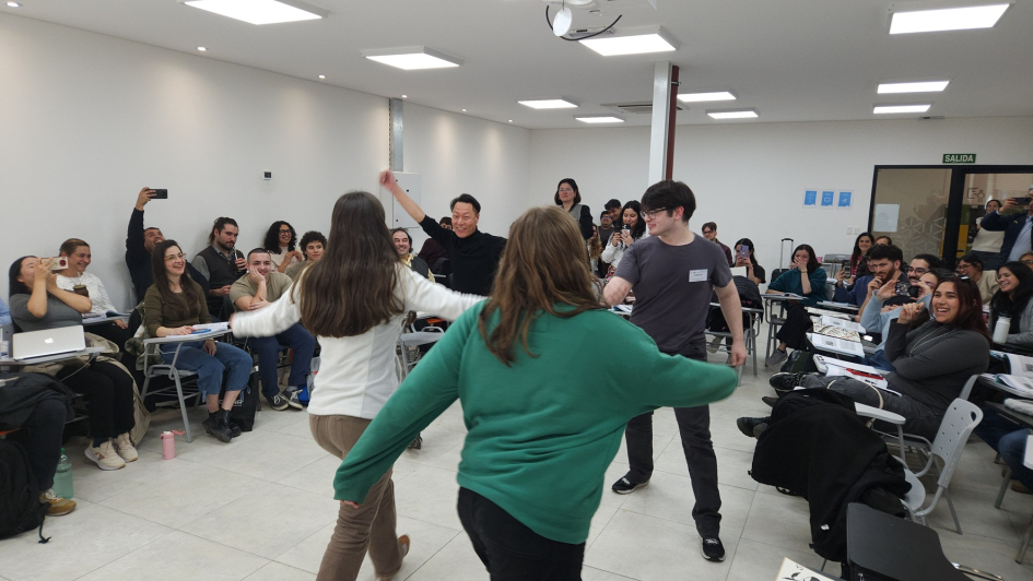Seminario de Idioma, Cultura y Tradiciones de China en la ciudad de Fray Bentos, Uruguay