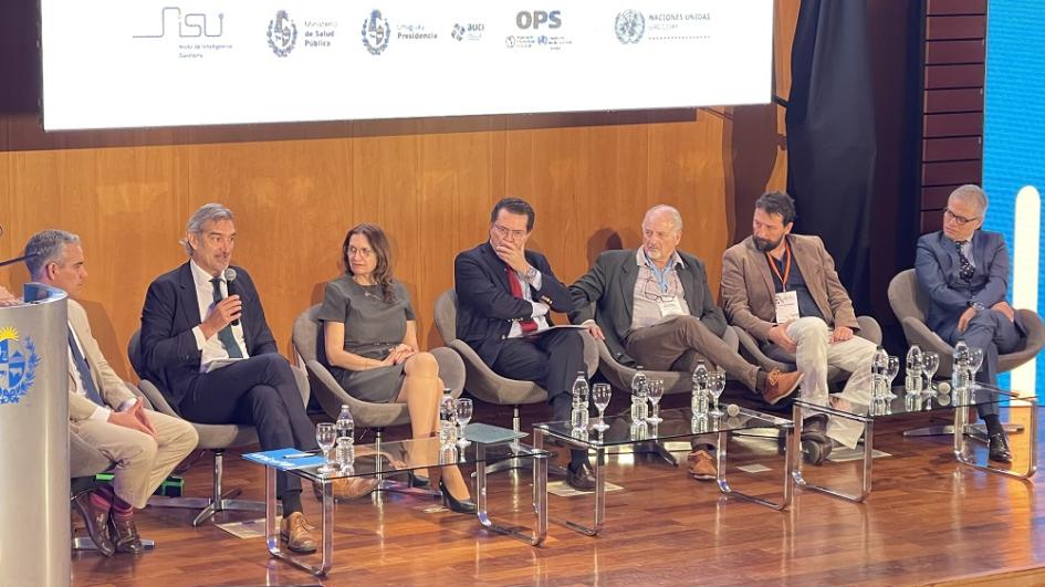 Foro nacional permitió analizar y jerarquizar la Atención Primaria en Salud Foro nacional permitió analizar y jerarquizar la Atención Primaria en Salud