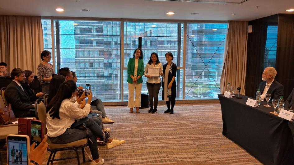 Cierre del curso Mantenimiento y gestión de equipos biomédicos. Entrega de certificados. Cierre del curso Mantenimiento y gestión de equipos biomédicos. Entrega de certificados.