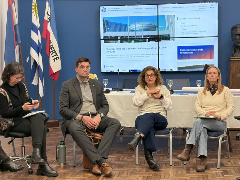 Encuentro entre equipos de AUCI, intendencia y municipios de Cerro Largo