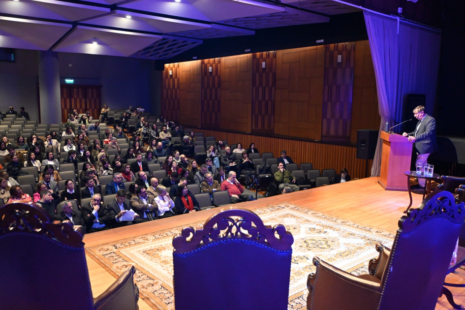 Conferencia magistral de José Antonio Sanahuja en Uruguay Coopera