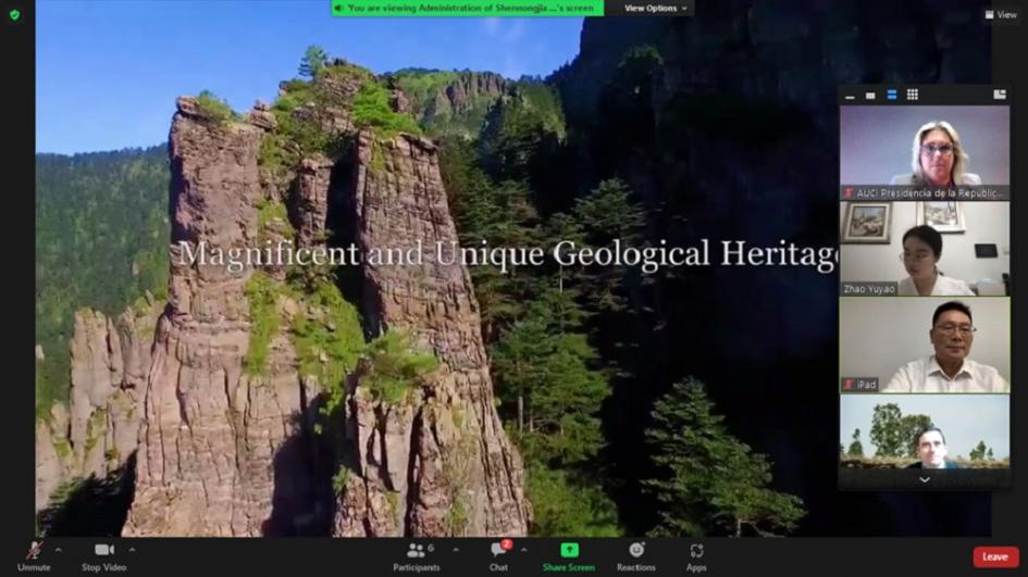 Representantes de Shennongjia y Grutas del Palacio acuerdan acciones de cooperación técnica Representantes de Shennongjia y Grutas del Palacio acuerdan acciones de cooperación técnica