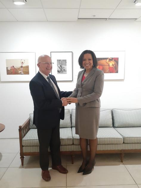 Director de AUCI, Mariano Berro, en encuentro con la responsable de la SEDI, Kim Hurtault-Osborne. Director de AUCI, Mariano Berro, en encuentro con la responsable de la SEDI, Kim Hurtault-Osborne.