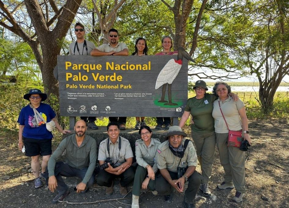 Iniciativa Fortalecimiento de la gestión de las áreas protegidas entre Uruguay, Costa Rica y España Iniciativa Fortalecimiento de la gestión de las áreas protegidas entre Uruguay, Costa Rica y España