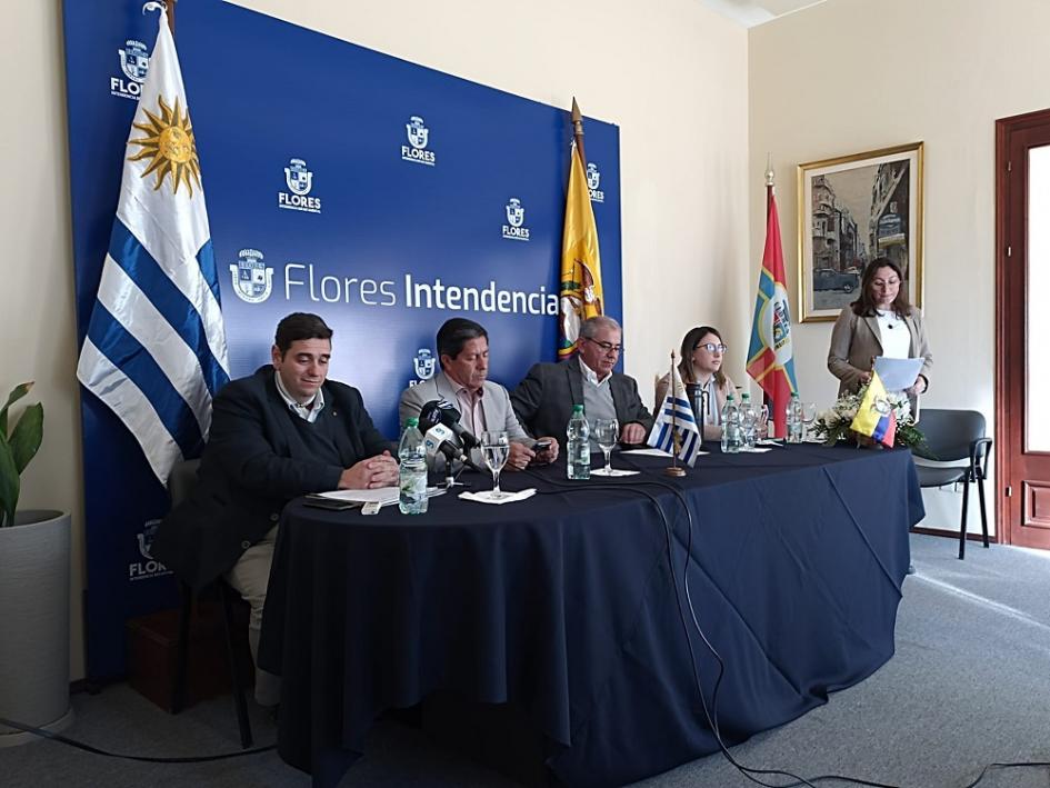 Firma de convenio para potenciar a geoparques mundiales de la Unesco de Uruguay y Ecuador Firma de convenio para potenciar a geoparques mundiales de la Unesco de Uruguay y Ecuador