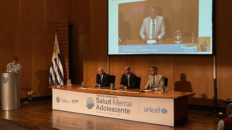 Seminario internacional “Salud Mental Adolescente: aportes a la estrategia nacional” Seminario internacional “Salud Mental Adolescente: aportes a la estrategia nacional”