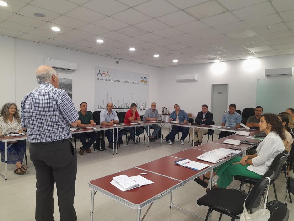 Proyecto Desarrollo de la producción agrícola. Visita al Instituto Nacional del Cooperativismo. 