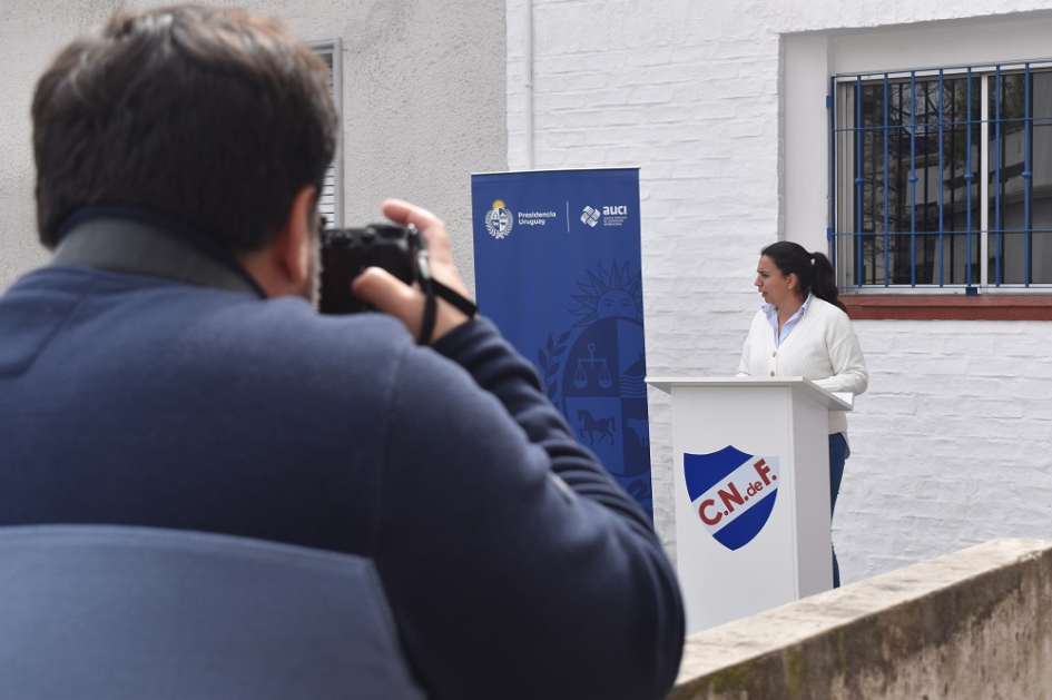 Centro de Referencia y Orientación para personas migrantes en el Club Nacional de Football