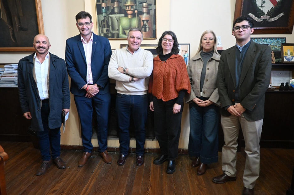 Reunión entre representantes de AUCI y la Intendencia de Rocha