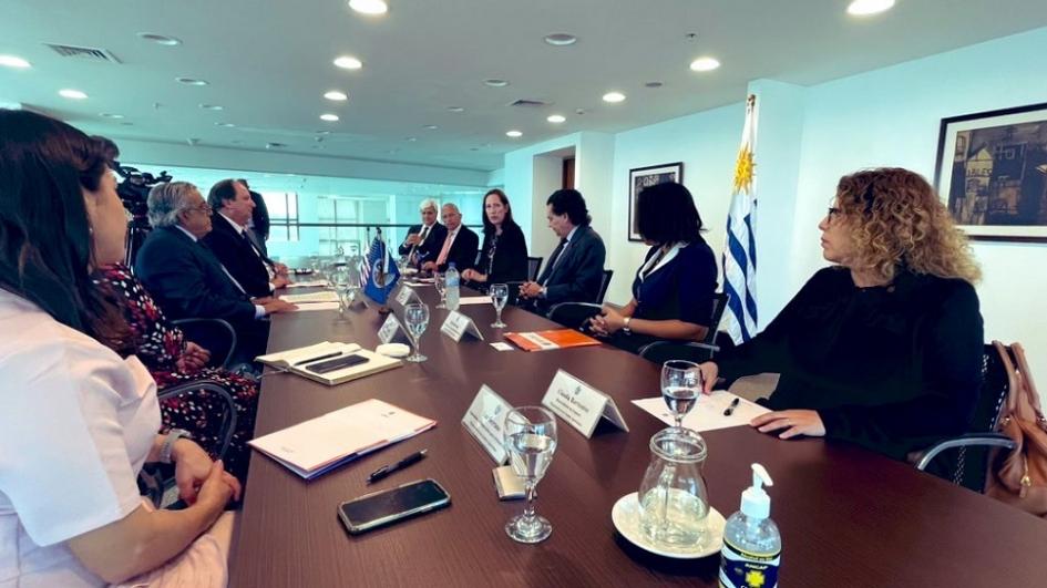 Firma de convenio entre OEA y AUCI en Torre Ejecutiva. Firma de convenio entre OEA y AUCI en Torre Ejecutiva.