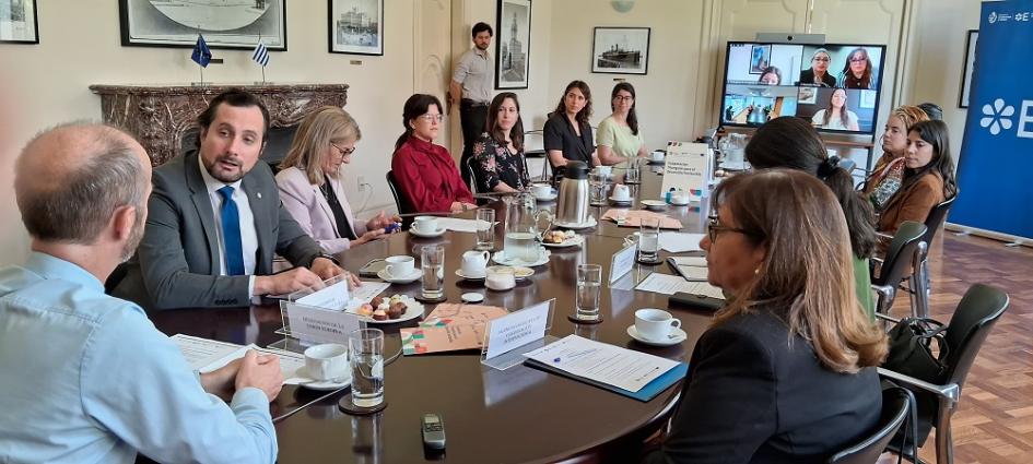 Proyecto de cooperación triangular sobre educación e inclusión Proyecto de cooperación triangular sobre educación e inclusión
