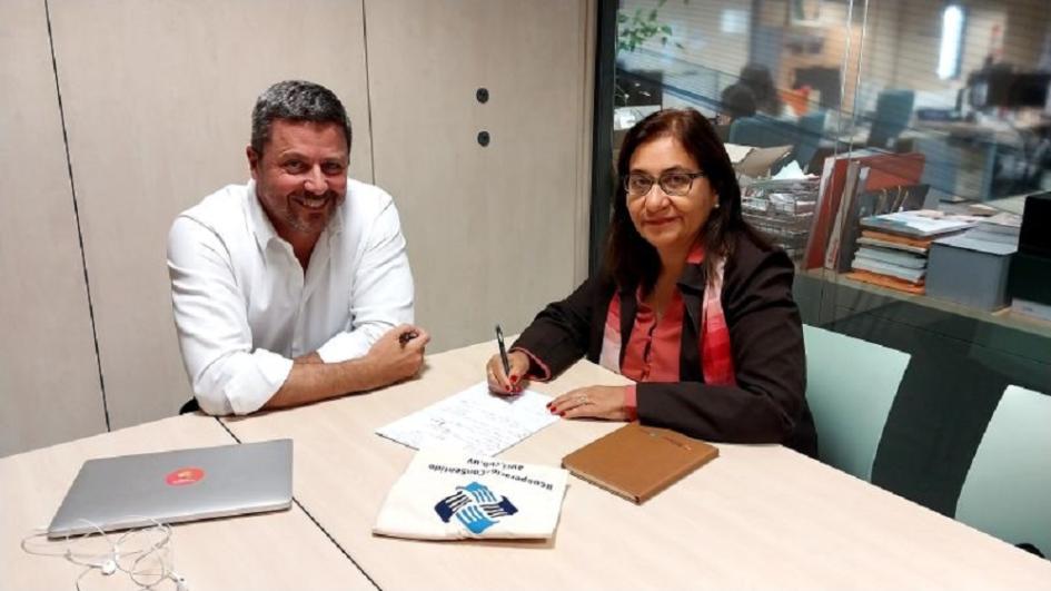 Claudia Romano y Pablo Pascale de Segib, responsable de Innovación Ciudadana