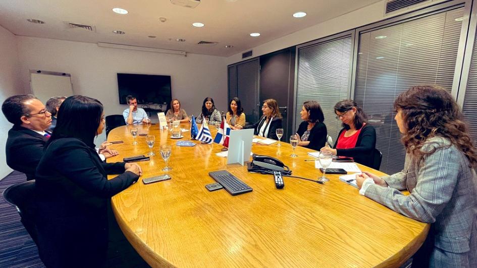 Cierre de misión de República Dominica en Uruguay: Observatorio TIC de la Agenda Digital. Cierre de misión de República Dominica en Uruguay: Observatorio TIC de la Agenda Digital.