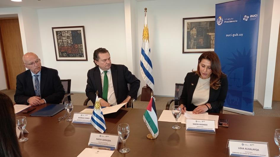 Agencias de cooperación de Palestina y Uruguay firmaron memorando de entendimiento.