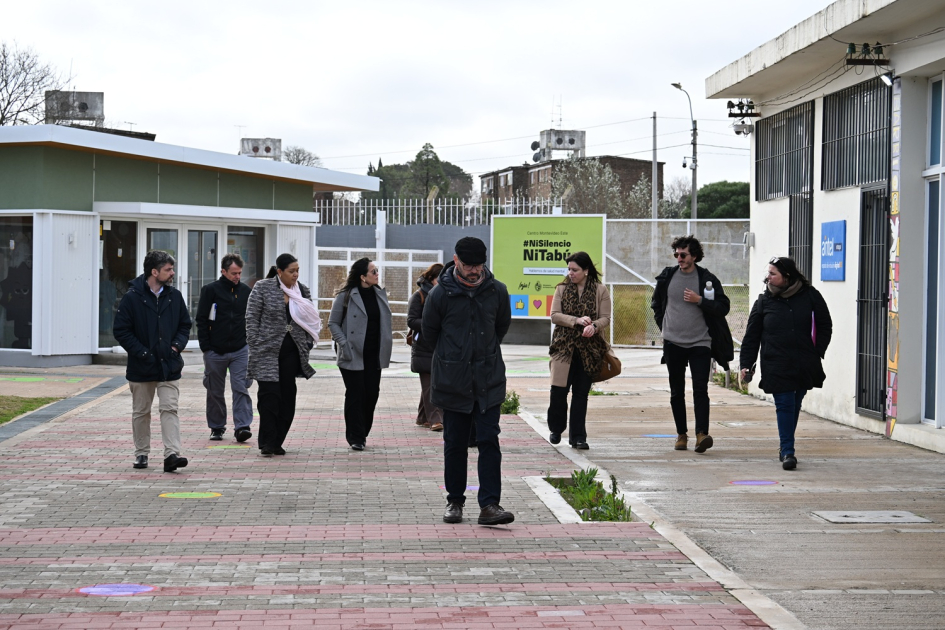 Técnicos de Sedesol, Mides y AUCI visitan Centro de Referencia de Políticas Sociales de Casavalle