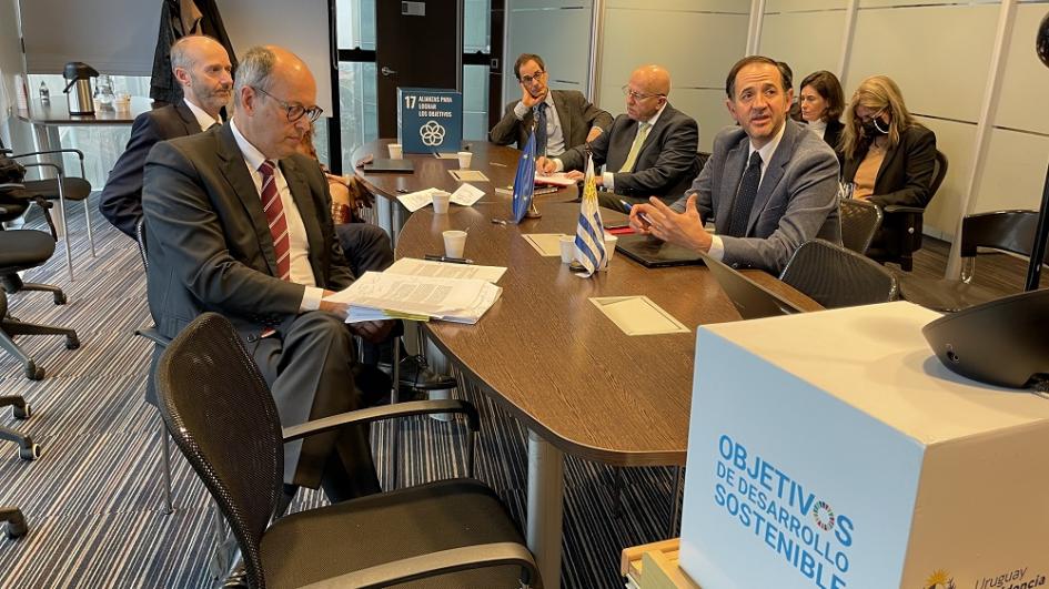 Reunión representantes de Uruguay y Unión Europea Reunión representantes de Uruguay y Unión Europea