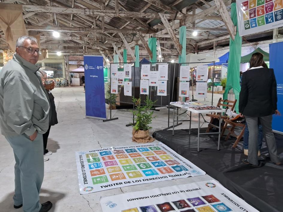 Embajadas, fundaciones y AUCI en Feria Agua y Patrimonio de Río Negro