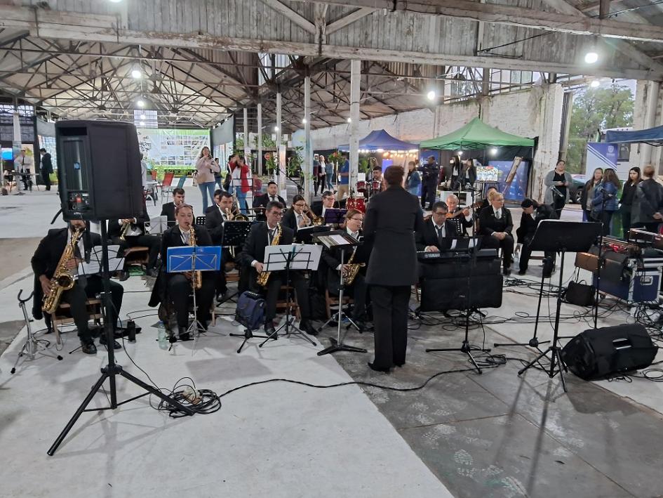 Embajadas, fundaciones y AUCI en Feria Agua y Patrimonio de Río Negro