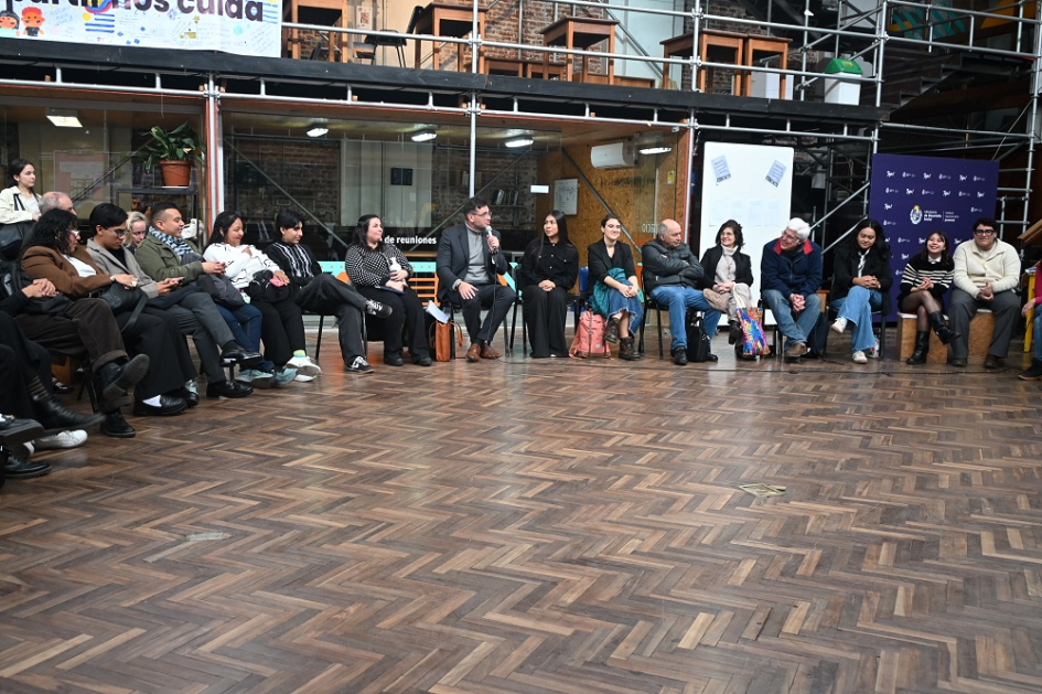 Encuentro de jóvenes de México y Uruguay por la salud mental