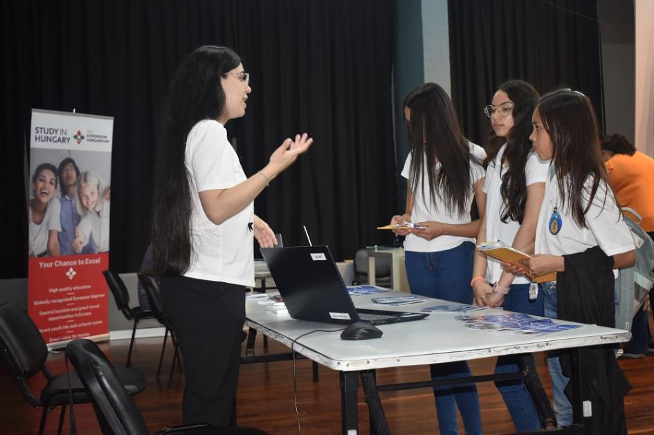 Feria de Oportunidades de estudios en Rivera.