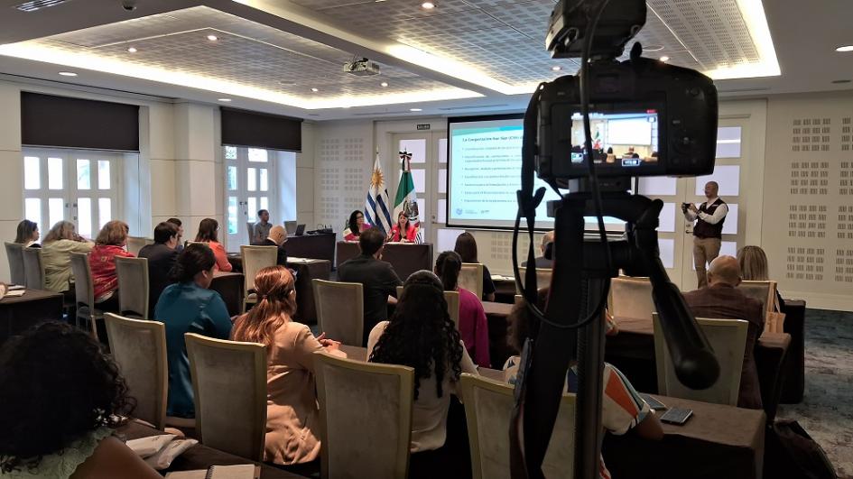 Cooperación Sur-Sur y Triangular en México y Uruguay Cooperación Sur-Sur y Triangular en México y Uruguay