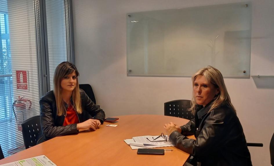 Analaura Soto de AUCI y Fabiana Goyeneche de Relaciones Internacionales y Cooperación de la IM Analaura Soto de AUCI y Fabiana Goyeneche de Relaciones Internacionales y Cooperación de la IM