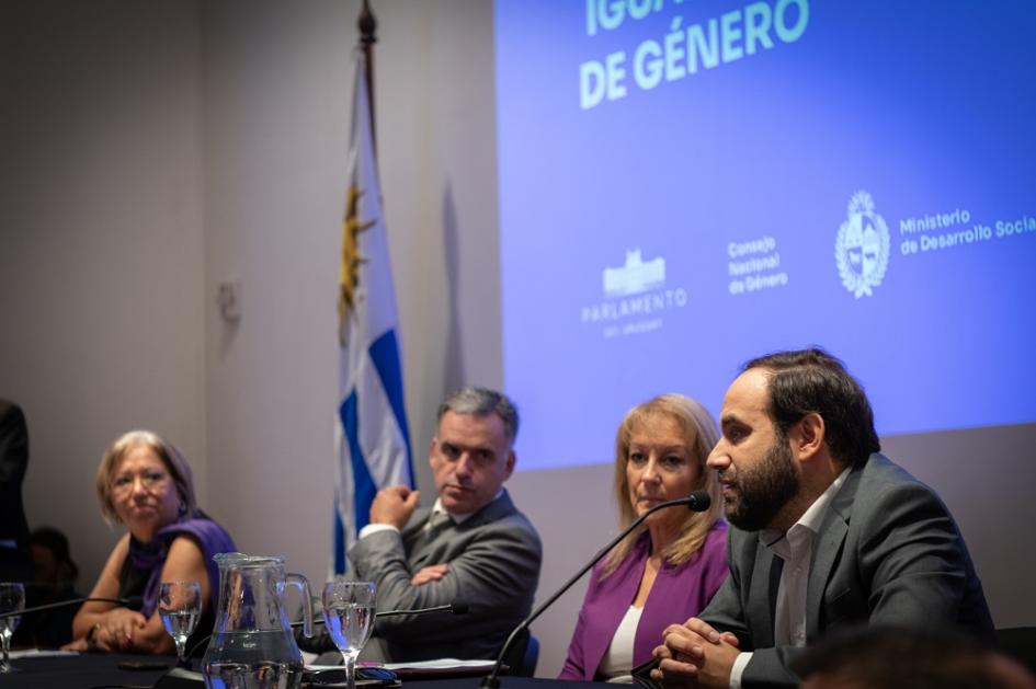 Autoridades nacionales en acto por el Día Internacional de las Mujeres, Torre Ejecutiva. Autoridades nacionales en acto por el Día Internacional de las Mujeres, Torre Ejecutiva.