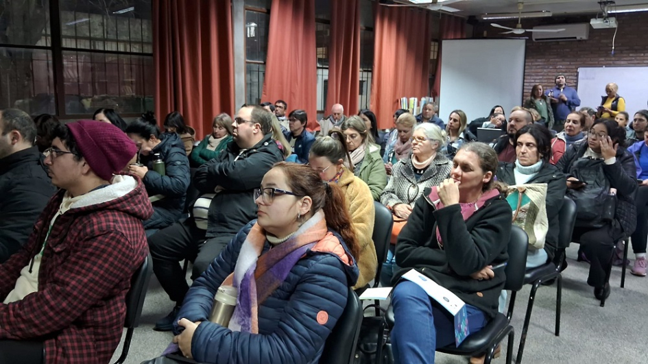 Charla informativa en sede de UTU de la calle Seregni, en la ciudad de Tacuarembó