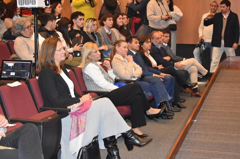 “Ni silencio ni tabú” despliega nuevas estrategias para atender la salud mental de jóvenes