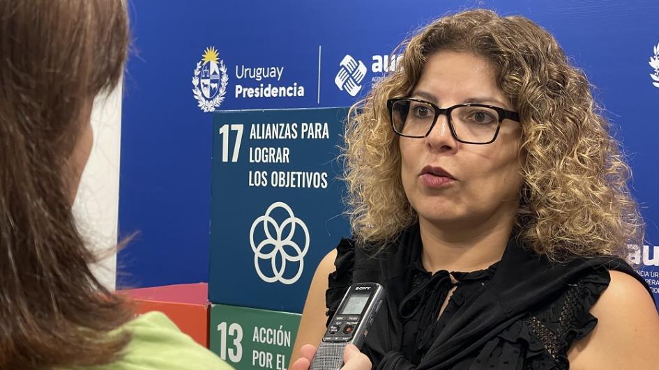 Entrevista a la representante de la OEA en Uruguay, Claudia Barrientos.