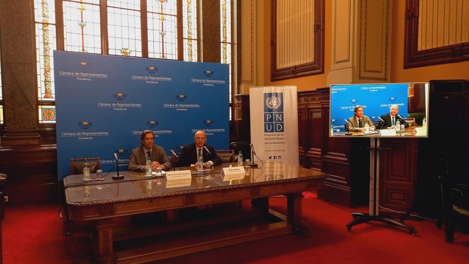 Lanzamiento en Uruguay del Informe sobre Desarrollo Humano 2021/2022.