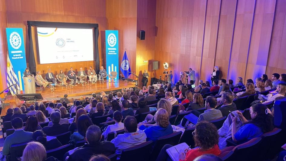 Foro nacional permitió analizar y jerarquizar la Atención Primaria en Salud Foro nacional permitió analizar y jerarquizar la Atención Primaria en Salud