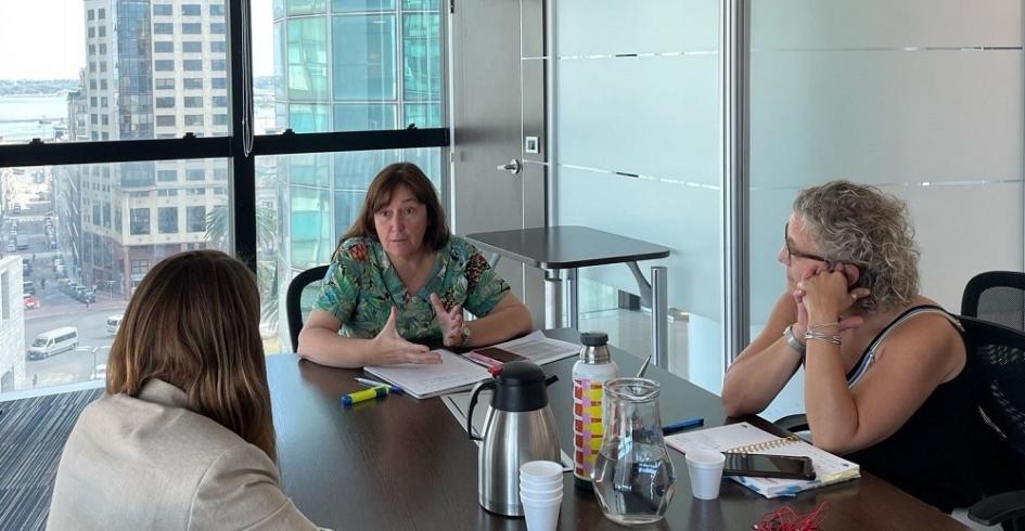Equipo de Uruguay (UCC - Mides) en nota con Comunicación de AUCI Equipo de Uruguay (UCC - Mides) en nota con Comunicación de AUCI
