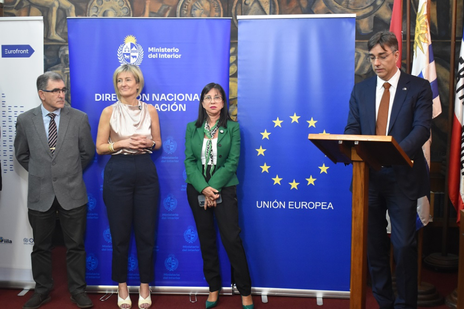 Entrega de certificados del curso Verificación documental en el marco del Punto Atenas Uruguay