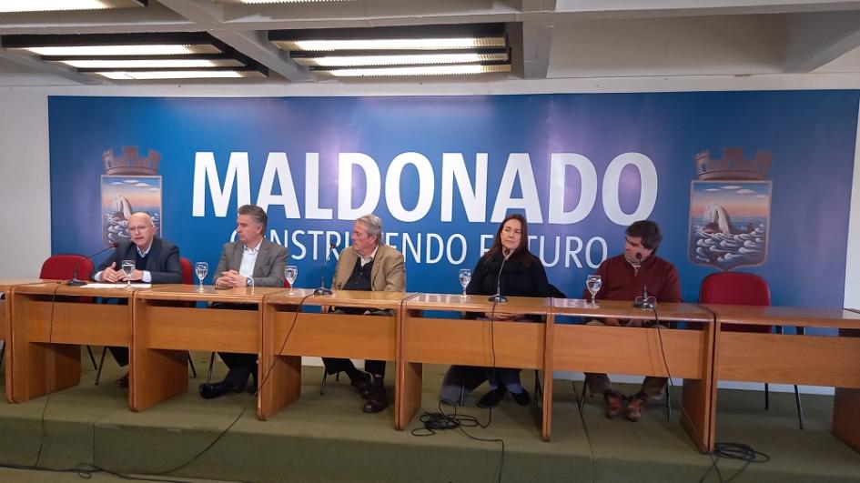 Primer encuentro regional de municipios sostenibles con representantes de Maldonado, Lavalleja y Roc