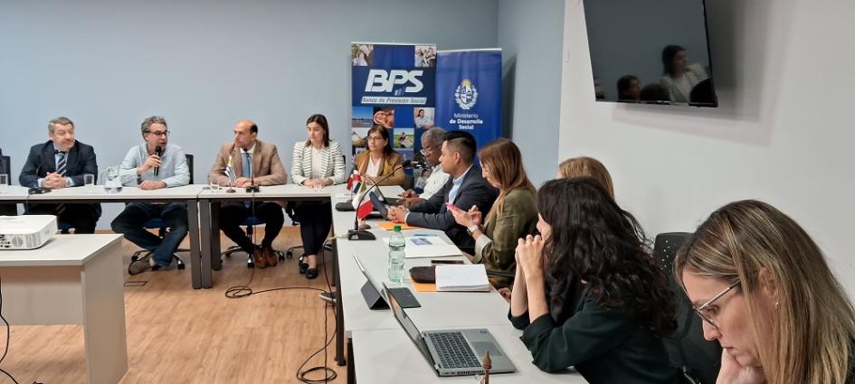 Misión técnica de América Latina y el Caribe visitó Uruguay para conocer el Sistema de Cuidados Misión técnica de América Latina y el Caribe visitó Uruguay para conocer el Sistema de Cuidados