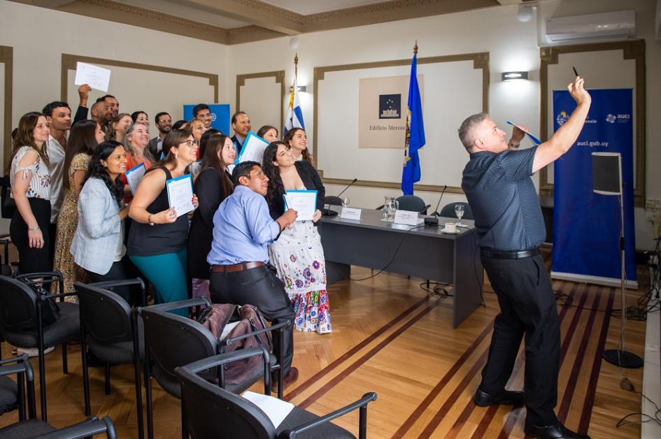 Entrega de títulos del Diploma Herramientas Digitales para el Turismo Entrega de títulos del Diploma Herramientas Digitales para el Turismo