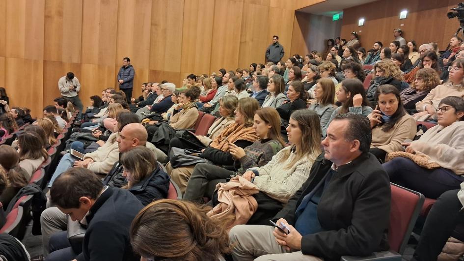 “Ni silencio ni tabú” despliega nuevas estrategias para atender la salud mental de jóvenes “Ni silencio ni tabú” despliega nuevas estrategias para atender la salud mental de jóvenes