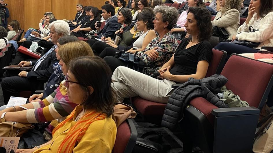 Seminario internacional “Salud Mental Adolescente: aportes a la estrategia nacional” Seminario internacional “Salud Mental Adolescente: aportes a la estrategia nacional”