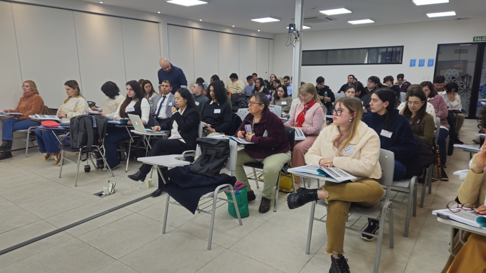 Seminario sobre idioma, cultura y tradiciones de China en Fray Bentos