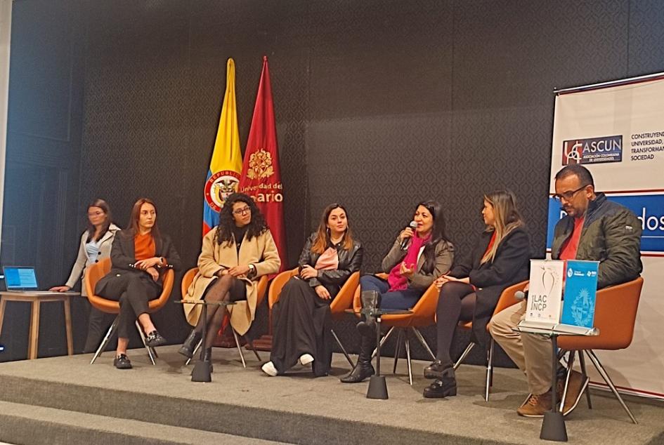 Talleres para el fortalecimiento de la ciencia, la tecnología y la innovación. Bogotá, Colombia.