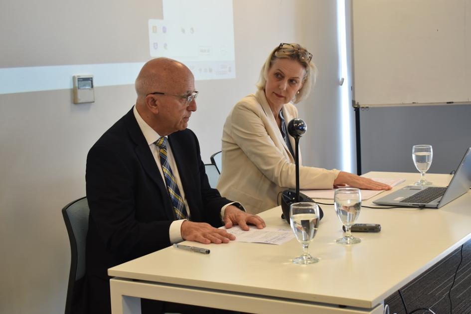 Reunión de equipos que trabajan en proyectos en el marco de la cooperación triangular UE - AUCI