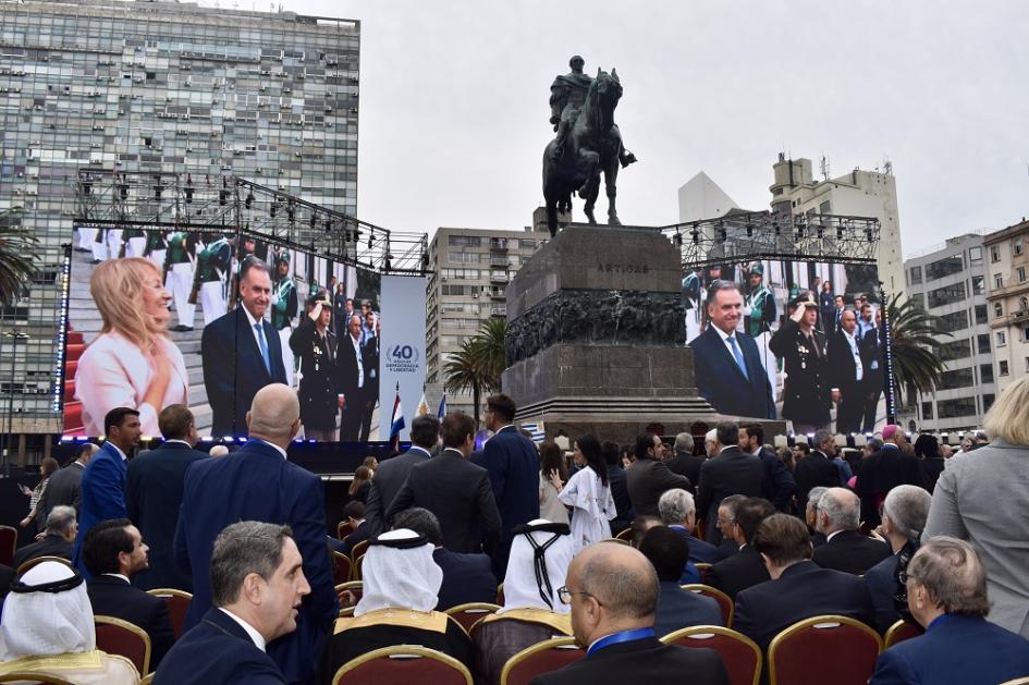 Traspaso de mando presidencial, plaza Independencia.