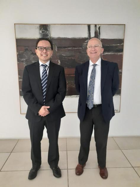 Director ejecutivo de AUCI, Mariano Berro, en encuentro con el director de DDHEE, Jesús Schucry. Director ejecutivo de AUCI, Mariano Berro, en encuentro con el director de DDHEE, Jesús Schucry.