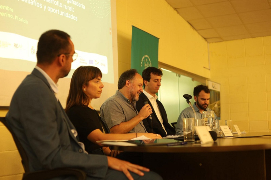 Reuniones en el marco del Proyecto de Ganadería Sostenible Reuniones en el marco del Proyecto de Ganadería Sostenible