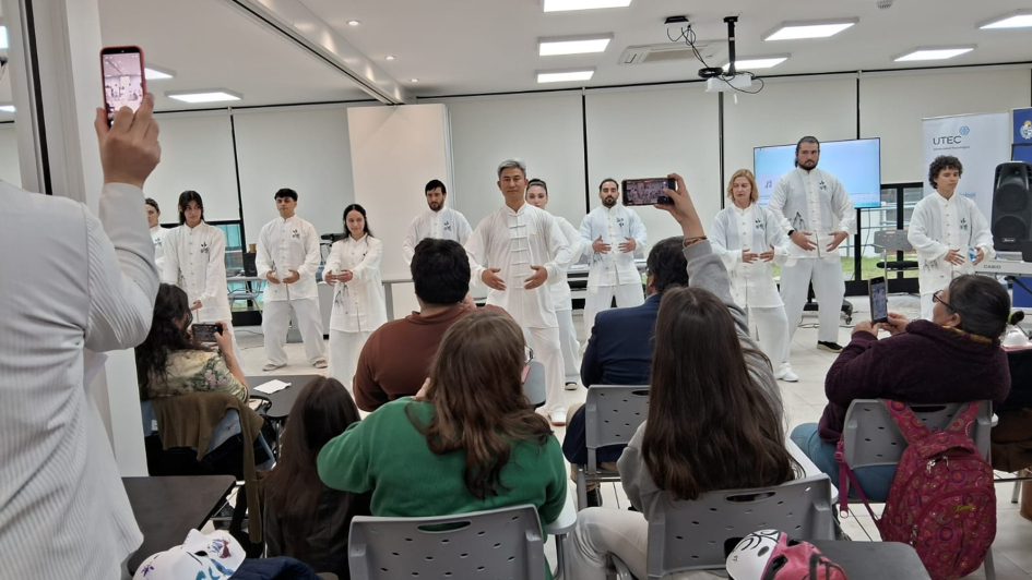 Seminario de Idioma, Cultura y Tradiciones de China en la ciudad de Fray Bentos, Uruguay
