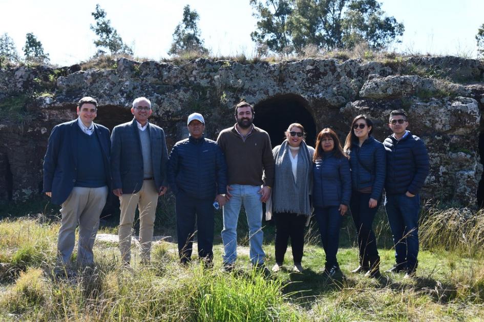 Firma de convenio para potenciar a geoparques mundiales de la Unesco de Uruguay y Ecuador