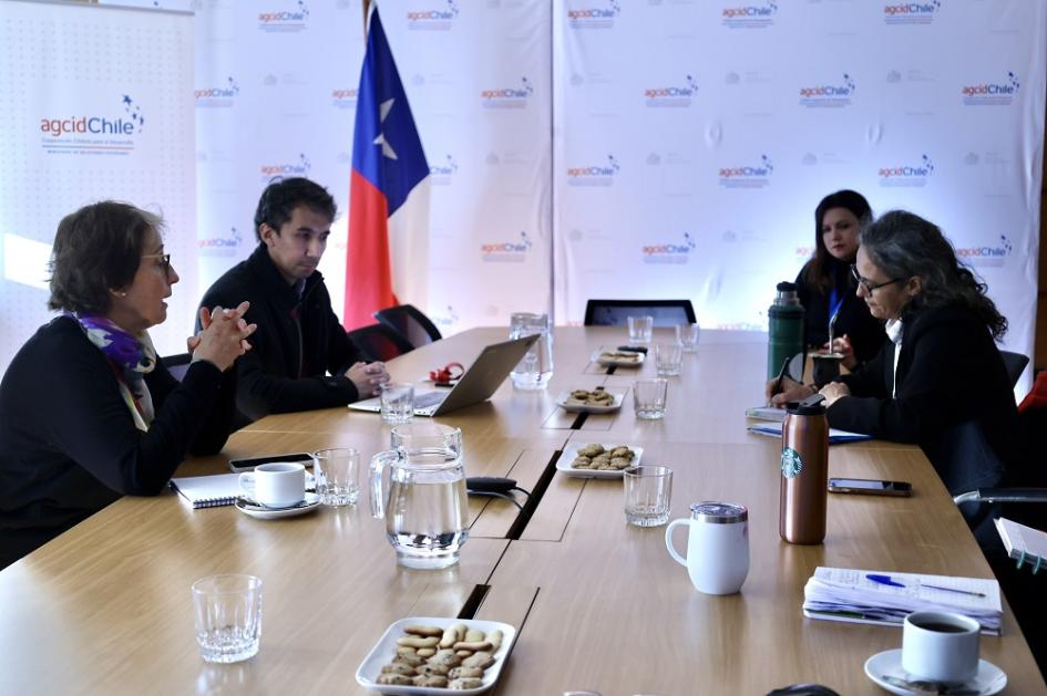 Chile y Uruguay analizaron la comunicación de proyectos de cooperación con UE Chile y Uruguay analizaron la comunicación de proyectos de cooperación con UE