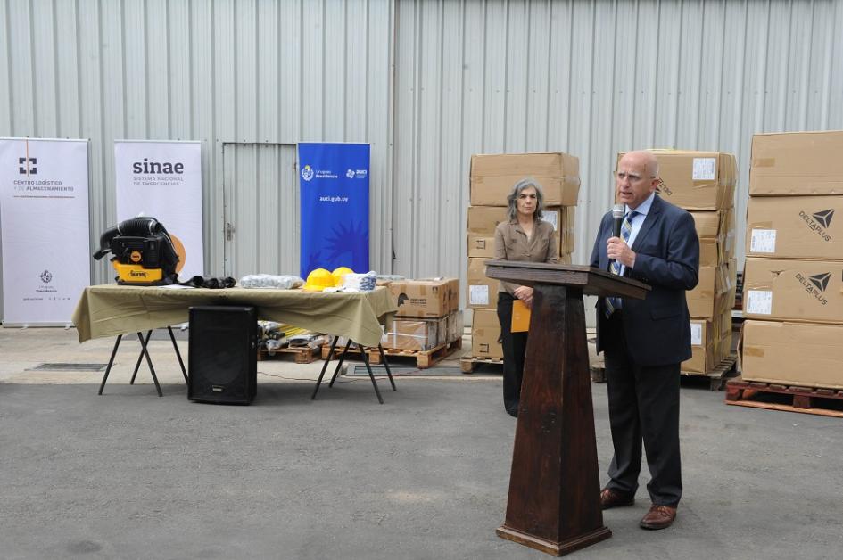 Fondo Conjunto de Cooperación Uruguay- México donó al Sinae equipamiento para prevenir y combatir in Fondo Conjunto de Cooperación Uruguay- México donó al Sinae equipamiento para prevenir y combatir in